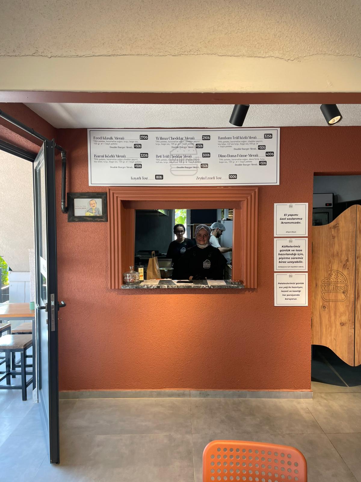 WillFredi Burger dekor ve ambiyans
